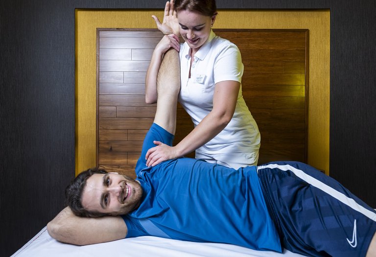 Relaxing body to body massage in Gulshan at Queen Spa BD Dhaka