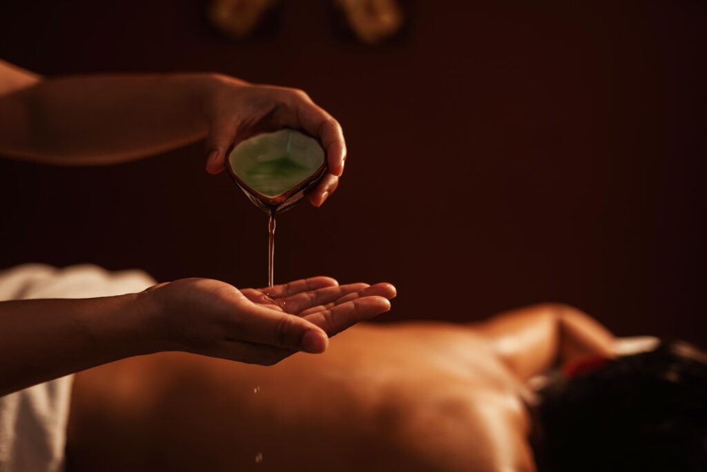 Aroma oil massage in Gulshan